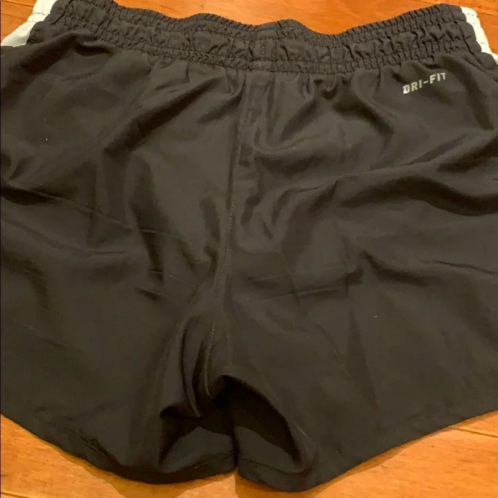 Nike Shorts‎ (Womens)